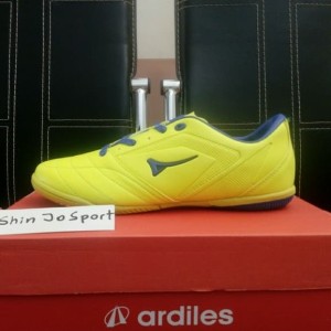 Sepatu Futsal Merah Tokopedia