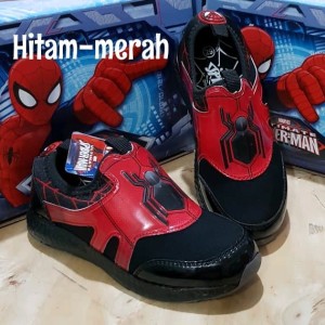 Sepatu Spiderman Slip On Biggest Spidey Tokopedia