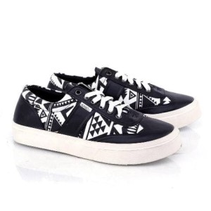 Sepatu Ket Wanita Sepatu Casual Wanita Tokopedia