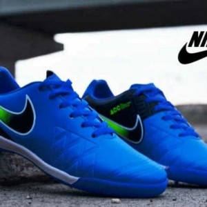 Sepatufutsal Tokopedia