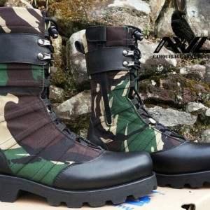 Sepatu Pdl Titans Ninja Tokopedia