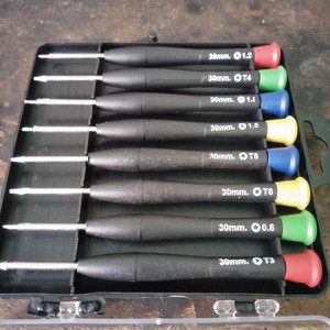 Obeng Hp Obeng Set Kecil Serbaguna 32 In 1 Tokopedia