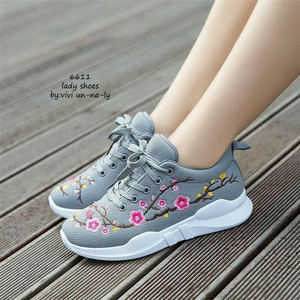 Sepatu Sneaker Wanita Sepatu Casual Tokopedia