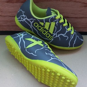 Sepatu Futsal Anak Adidas Size 28 32 Tokopedia