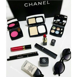 Channel Pallete Make Up Paket Kosmetik Channel Tokopedia