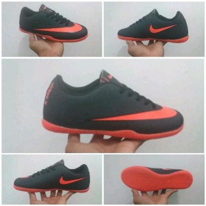 Sepatu Fitsal Anak Futsal Nike Sepatu Futsal Kids Tokopedia