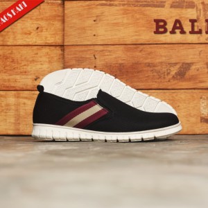 Sepatu Slop Tokopedia
