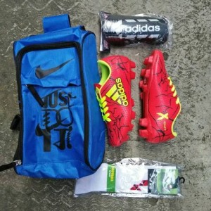 Paket Komplit Sepatu Bola Adidas Terbaru Tokopedia