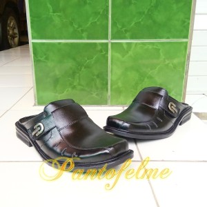 Sepatu Sandal Slop Sendal Slop Kulit Asli Sandal Slop Kulit Asli Sandal Kickers Tokopedia