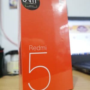 Redmi 5 Gold 2gb 16gb Full Screen 5 7in Bonus Tempered Glass Dan Ultra Slim Case Tokopedia