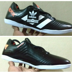 Sepatu Futsal Size Jumbo 44 45 Tokopedia