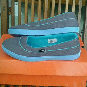 Sepatu Nike Slop Wanita Tokopedia