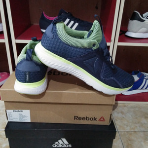 Sepatu Reebok Astroride Running Tokopedia