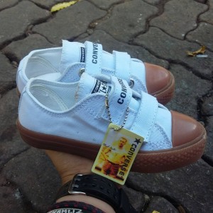 Sepatu Anak Converse Kids Sol Gum Allstar Kids Sepatu Sekolah Anak Sd Tokopedia