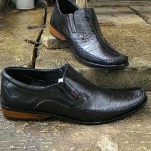 Sepatu Pantopel Kickers 605 Tokopedia