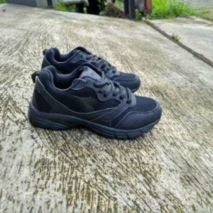 Sepatu Diadora Anak Hitam Ori Asli Original Termurah Tokopedia