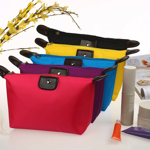 Tas Kosmetik Pouch Bag Tas Makeup Tas Make Up Makeup Pouch Tokopedia