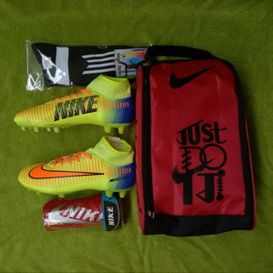 Paket Komplit Sepatu Bola Nike Size 39 43 Tokopedia