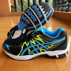 Sepatu Volly Profesional Original Tokopedia