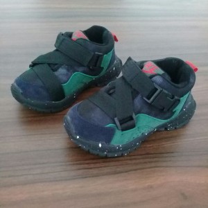 Sepatu Anak Perempuan Laki Bahan Rajut Polos Ringan N B Tokopedia