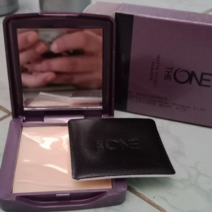 The One Matte Velvet Powder Bedak Padat Kosmetik Wajah Bl Tokopedia