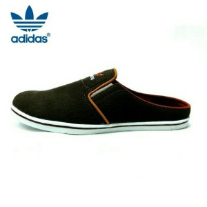 Sepatu Sandal Slop Adidas Pria Tokopedia