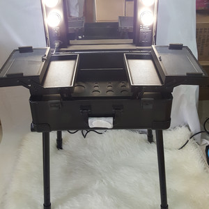 Beauty Case Tempat Makeup Kotak Kosmetik Eveline 002 Putih Tokopedia