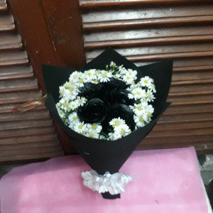 Buket Mawar Kado Bunga Buket Bunga Buket Valentine Harga Murah Tokopedia