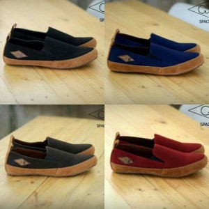 Sepatu Casual Pria Keren Tokopedia