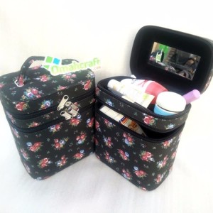 Kotak Makeup Motif Bunga Hitam L Tas Makeup L Tempat Kosmetik Tokopedia