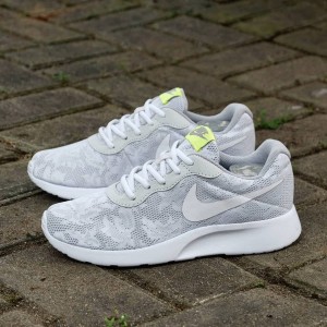 Sepatu Sneakers Nike Tokopedia