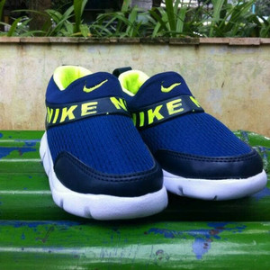 Sepatu Nike Slop Anak Murah Sepatu Anak Laki Laki Dan Perempuan Tokopedia