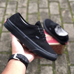 Vans Autentic Sepatu Cowok Tokopedia