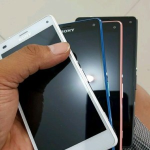 Hp Sony Xperia Z4 Compact Bekas Handphone Sony Experia Z4 Mini Second Tokopedia