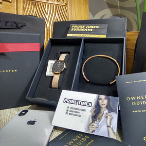 Daniel Wellington Dw Classic Petite Ashfield 28mm Original Tokopedia