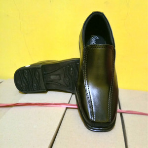 Sepatu Pantofel Anak Laki Laki Hitam Polos Sepatu Formal Anak Laki Laki Hitam Polos Sepatu Anak Sekolah Tokopedia