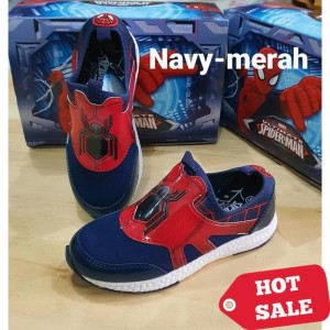 Sepatu Spiderman Slip On Biggest Spidey Tokopedia
