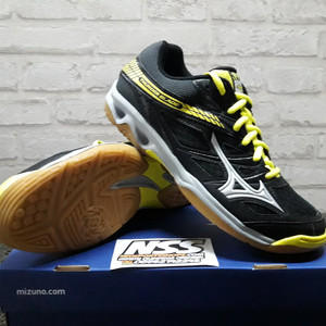 Sepatu Volly Volley Mizuno Thunder Blade Mid Tokopedia