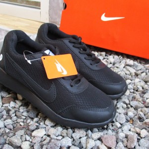 Sepatu Sekolah Nike Roshe Run Tokopedia