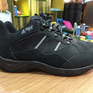 Sepatu Gunung Snta Bukan Consina Atau Eiger Tokopedia