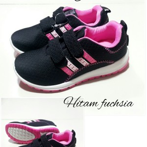 Sepatu Anak Perempuan Hitam Pink Original By Santica Michiko Sepatu Kets Tokopedia