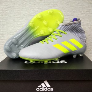 Sepatu Bola Adidas Predator Best Quality Tokopedia