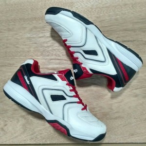Sepatu Tenis Sepatu Olahraga Merk Desle Boris Becker Tokopedia