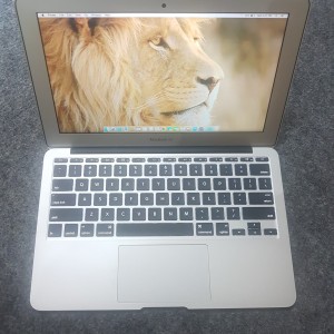 Macbook Air 11 Mid 2013 Core I5 2 6ghz 4gb 128gb Ssd Vga Intelhd 5000 Tokopedia