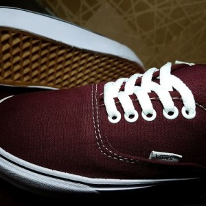 Sepatu Pria Sneaker Vans Authentic Tokopedia