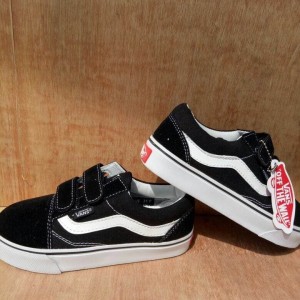 Vans Anak Old Skool Black White Tokopedia