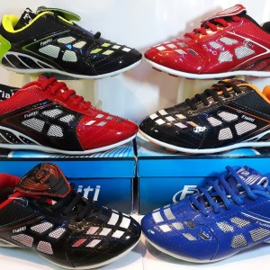 Sepatu Futsal Anak Sepatu Bola Anak Kids Junior Nike Adidas Mizuno Specs Puma 5 Tokopedia