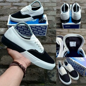 Sepatu Vans Authentic Black White Tokopedia