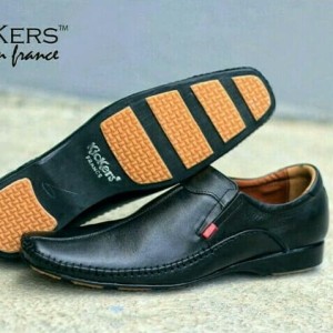 Sepatu Casual Kickers Mocassin Sepatu Kickers Slip On Sepatu Pria Kickers Slop Tokopedia