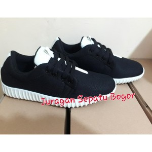 Sepatu Wanita Yeezy Hitam Tokopedia